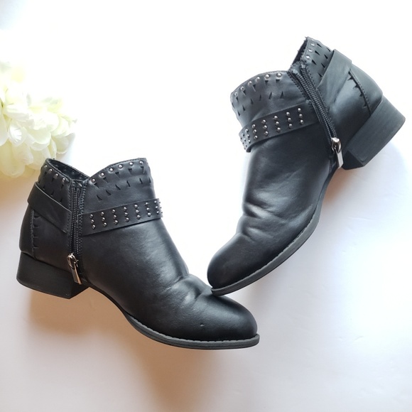 Madden Girl Ariizona Booties Black Size 7.5M - Picture 2 of 8